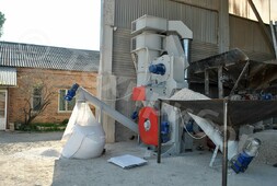 The TRIBOKINETIKA-6050 MP mill is ready for use immediately after installation on anchor rods and connecting to the power supply
